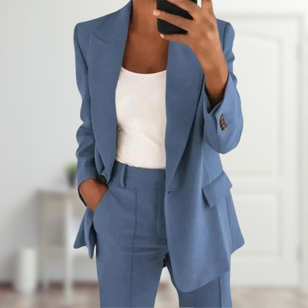 LAURA™ | Completo da donna elegante