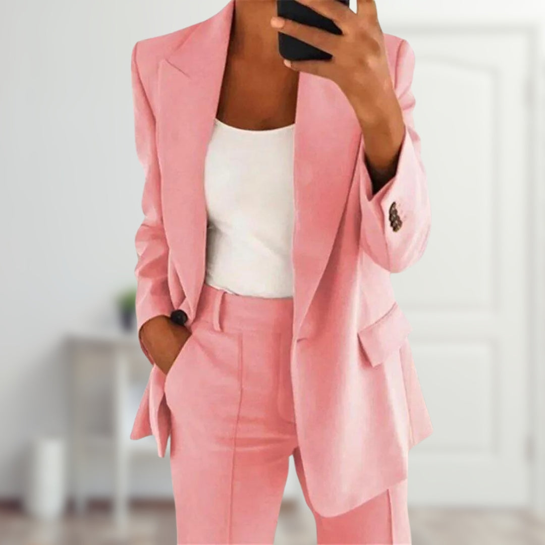 LAURA™ | Completo da donna elegante